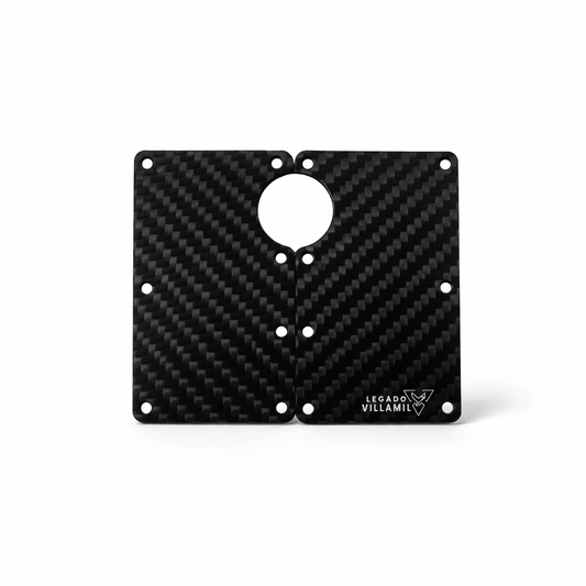 Placa_para_Billetera_Metalica_RFID_Ultrafina_Legado_Villamil_carbono_1_1